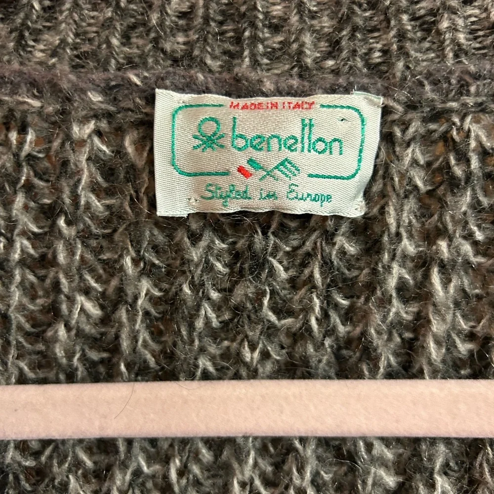 Vintage United Colors of Benetton Gray V-Neck Sweater Dress - Picture 4 of 4